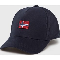 Napapijri - Czapka. Niebieskie czapki z daszkiem marki Napapijri, bez wzorów, z bawełny. Za 189.90 zł.