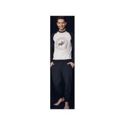Piżama after hours black klasycznie i po męsku. Niebieskie piżamy marki Reserved. Za 189.00 zł.