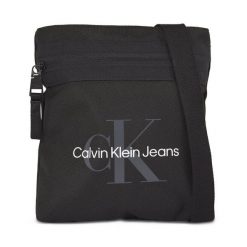 Saszetka Calvin Klein Jeans. Czarne saszetki i nerki Calvin Klein Jeans, bez wzorów, z jeansu. Za 229.99 zł.