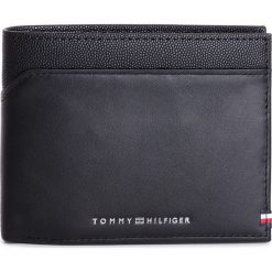 Duży Portfel Męski TOMMY HILFIGER - Bi-Material Cc Flap And Coin AM0AM04539 002. Portfele marki Tommy Hilfiger. Za 359.00 zł.