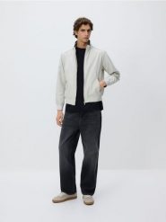 Kurtka bomberka ze stójką - złamana biel. Kurtki Reserved, l, bez wzorów, z bawełny, bez kaptura. Za 169.99 zł.