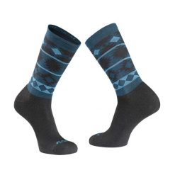 Skarpety rowerowe męskie Northwave Core. Niebieskie skarpety Northwave, bez wzorów. Za 49.99 zł.
