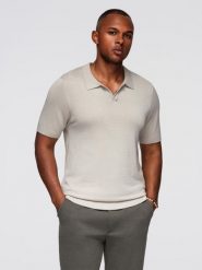 Męska koszulka polo bez guzików z klasycznym splotem – jasnobeżowa V3 - Rozmiar: XL. Brązowe koszulki polo sportowe Ombre Clothing, m, bez wzorów, z dzianiny, bez kołnierzyka, bez ramiączek. W wyprzedaży za 149.99 zł.