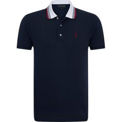 Koszulka polo "Seed" w kolorze granatowym. Niebieskie koszulki polo sportowe marki Sir Raymond Taylor, bez wzorów, z bawełny, bez kołnierzyka, bez ramiączek. W wyprzedaży za 107.95 zł.