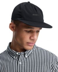 Czapka Snapback dla Mężczyzn DRIFTER CLICKER Czarny. Czarne czapki z daszkiem Quiksilver, bez wzorów, z bawełny. Za 129.99 zł.