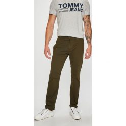 Tommy Jeans - Spodnie. Eleganckie spodnie marki Tommy Jeans. W wyprzedaży za 279.90 zł.