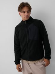 4F Polar regular ze stójką męski - czarny S. Czarne bluzy z polaru 4F, m, bez wzorów, z materiału, bez kaptura. Za 169.99 zł.