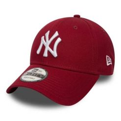 Czapka baseballowa New York Yankees. Białe czapki z daszkiem New Era, bez wzorów. Za 231.50 zł.