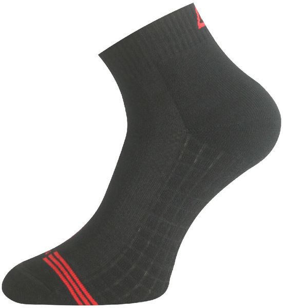 Skarpety funkcyjne TSS. Białe skarpetki sportowe LASTING, bez wzorów, z elastanu. Za 47.00 zł.