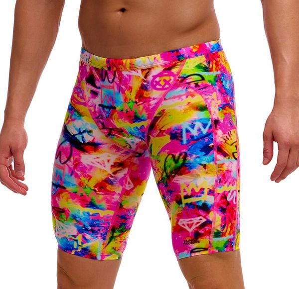 Spodenki do pływania Jammery Funky Trunks Tag Her. Krótkie spodenki sportowe Funky Trunks, m, bez wzorów, z materiału. Za 219.00 zł.