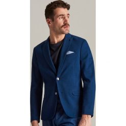 Marynarka ze strukturalnej dzianiny - Granatowy. Garnitury marki Reserved. Za 239.99 zł.