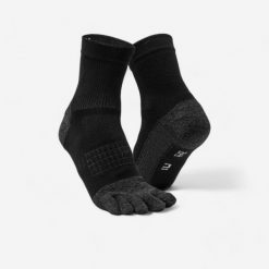 Skarpetki do biegania Kiprun Run 900 pięciopalczaste. Skarpety KIPRUN, bez wzorów, z elastanu. Za 49.99 zł.
