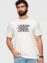 Bawełniany męski T-shirt z printem Ombre - biały V2 - Rozmiar: XXL. Białe t-shirty Ombre Clothing, m, bez wzorów, z bawełny, bez kołnierzyka, bez ramiączek. Za 119.99 zł.