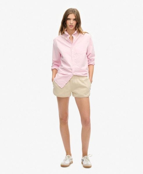 Superdry Szorty Sports Tech Racer slim z dzianiny interlock. Brązowe krótkie spodenki sportowe Superdry, uniwersalny, bez wzorów, z bawełny. Za 208.10 zł.