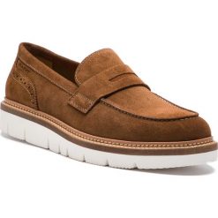 Półbuty GANT - Yuko 18673342 Cognac G45. Brązowe eleganckie półbuty GANT, bez wzorów, z materiału, bez obcasa, bez zapięcia. W wyprzedaży za 359.00 zł.