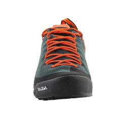 Buty trekkingowe męskie Wildfire Canvas. Czarne trekkingi Salewa, bez wzorów, bez zapięcia. Za 569.49 zł.
