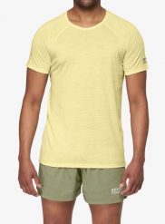 Koszulka termoaktywna Devold Endurance Merino 130 Tee. Żółte bielizna termoaktywna Devold, l, bez wzorów, z materiału, bez ramiączek, na fitness i siłownię. Za 294.99 zł.