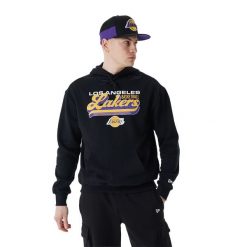 Bluza męska New Era NBA Graphic OS Hoody Los Angeles Lakers. Czarne bluzy New Era, m, bez wzorów, bez kaptura. Za 239.99 zł.