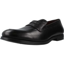 Buty GEOX U36FXB 00043 Czarny. Czarne buty turystyczne Geox, bez wzorów, ze skóry, bez zapięcia, na fitness i siłownię. Za 373.99 zł.
