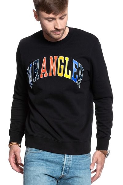 MĘSKA BLUZA WRANGLER LOGO SWEAT BLACK W6B6HY100 112130691. Czarne bluzy Wrangler, m, bez wzorów, bez kaptura. Za 129.99 zł.