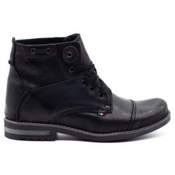 KOMODO Buty męskie zimowe 812K czarne. Czarne botki sznurowane na zimę, bez wzorów, ze skóry, bez obcasa, bez zapięcia. Za 453.66 zł.