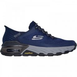 Buty męskie SKECHERS Max Protect Assembly. Niebieskie buty sportowe casual Skechers, bez wzorów, bez zapięcia. Za 369.99 zł.