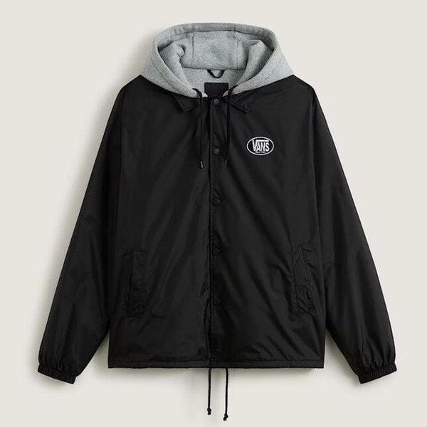 Kurtka Vans Riley Coach Jkt Czarna. Czarne kurtki Vans, bez wzorów, bez kaptura. Za 401.85 zł.