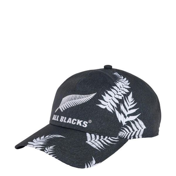 DŻINSOWA CZAPKA Z DASZKIEM ALL BLACKS RUGBY GREATEST RIVALRY. Czarne czapki z daszkiem Adidas, bez wzorów, z materiału. Za 129.00 zł.