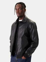 Guess Kurtka z imitacji skóry M6RL0A WJ260 Czarny Regular Fit. Czarne kurtki Guess, m, z aplikacjami, ze skóry, bez kaptura. Za 799.99 zł.