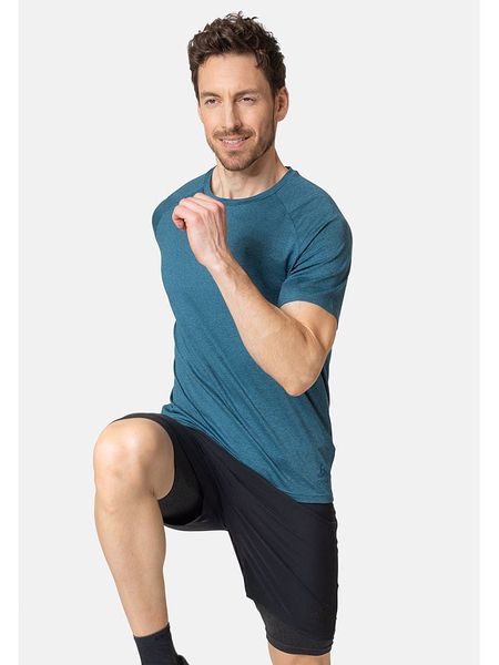 Odlo Koszulka sportowa "Essential 365" w kolorze niebieskim rozmiar: S. Niebieskie t-shirty sportowe ODLO, bez wzorów, bez ramiączek, outdoorowe. Za 105.63 zł.