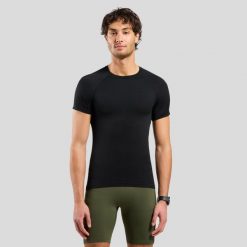 Koszulka BL TOP crew neck s/s PERFORMANCE X-LIGHT. Czarne bielizna termoaktywna ODLO, s, bez wzorów, z materiału, bez ramiączek, do biegania. Za 209.99 zł.