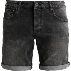 Scotch & Soda RALSTON Szorty jeansowe beaten back. Jeansy marki Scotch & Soda. W wyprzedaży za 377.10 zł.