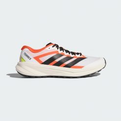 Buty TERREX AGRAVIC LITE. Białe buty do biegania Adidas, bez wzorów, bez zapięcia, do biegania. Za 439.00 zł.
