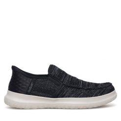 Tenisówki Go Soft. Czarne trampki GO SOFT, m, bez wzorów, bez zapięcia. Za 77.99 zł.