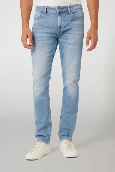 GUESS Błękitne męskie spodnie jeansowe Angels, Rozmiar 31/32. Niebieskie jeansy Guess, m. W wyprzedaży za 188.99 zł.