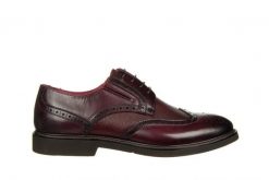 Półbuty John Doubare D993-815-303 Red 104232, Brązowy, Skóra naturalna - 42. Brązowe eleganckie półbuty John Doubare, z aplikacjami, ze skóry, bez obcasa, bez zapięcia. W wyprzedaży za 524.99 zł.