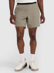 4F Szorty sportowe w kolorze khaki rozmiar: XL. Brązowe krótkie spodenki sportowe 4F, xl, bez wzorów, z materiału. Za 116.32 zł.