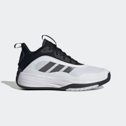 Buty do koszykówki ADIDAS Own The Game 3.0. Buty do koszykówki Adidas, bez zapięcia, do koszykówki. W wyprzedaży za 199.99 zł.