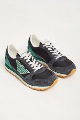 Sneakersy skórzane męskie EMPORIO ARMANI. Buty sportowe casual Emporio Armani, bez wzorów, bez zapięcia. W wyprzedaży za 562.02 zł.