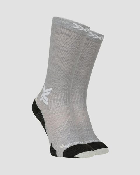 Skarpety X-Socks RUN DISCOVER MERINO CREW G701. Szare skarpety X-Socks, bez wzorów, z wełny. Za 139.99 zł.