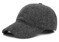 Ocieplana Czapka z Daszkiem - Pako Jeans - Ciemnostalowa. Szare czapki z daszkiem Pako Jeans, na zimę, bez wzorów, z jeansu. Za 49.00 zł.
