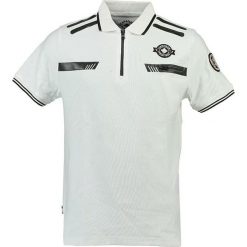 Koszulka polo "Kontass" w kolorze białym. Koszulki polo marki Canadian Peak, z bawełny, z klasycznym kołnierzykiem, z krótkim rękawem. W wyprzedaży za 121.95 zł.