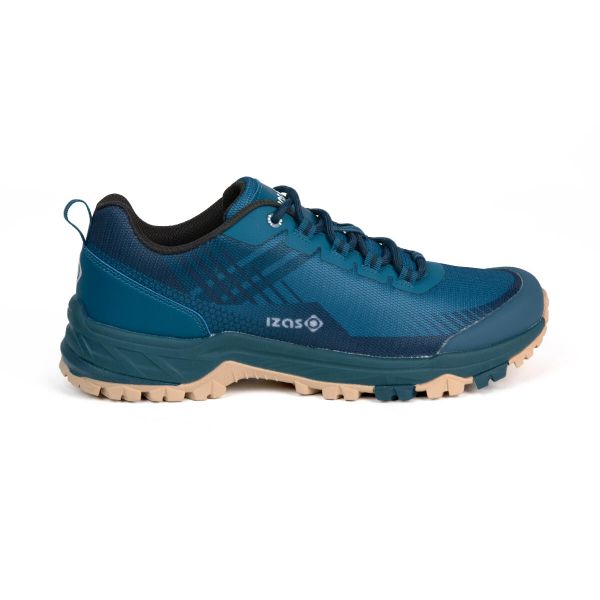 Męskie buty do pieszych wędrówek i trekkingu na średnie dystanse, JADE M Izas. Zielone buty turystyczne Izas, bez wzorów, z meshu, bez zapięcia, trekkingowe. W wyprzedaży za 269.52 zł.