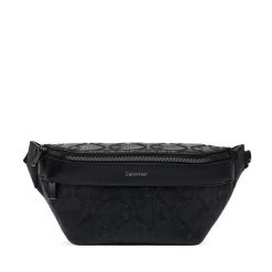 Nerka Calvin Klein. Czarne saszetki i nerki CALVIN KLEIN, bez wzorów. Za 369.99 zł.