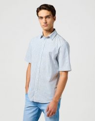 MESKA KOSZULA WRANGLER SS SHIRT PACIFIC STRIPE 112362757. Koszule Wrangler, l, bez wzorów, bez kołnierzyka, bez ramiączek. Za 109.99 zł.