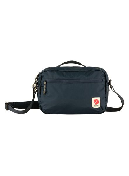 Saszetka Fjallraven High Coast Crossbody - navy. Niebieskie torby na ramię Fjällräven, bez wzorów, z poliamidu, bez dodatków. Za 339.00 zł.