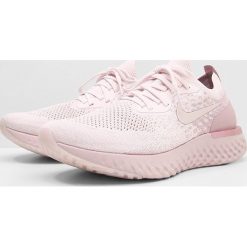 Nike Performance EPIC REACT FLYKNIT Obuwie do biegania treningowe pearl pink/barely rose/arctic pink. Buty do biegania marki Nike Performance, z materiału. W wyprzedaży za 511.20 zł.