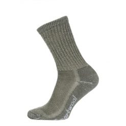 Skarpety Smartwool Classic Hike Light Cushion Crew. Zielone skarpety Smartwool, bez wzorów, z wełny. Za 71.99 zł.