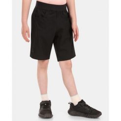 Pantaloncini da esterno per bambini Kilpi MOLE-J. Czarne szorty Kilpi, bez wzorów, sportowe. Za 112.21 zł.