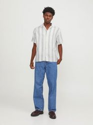 Jack & Jones Koszula "Cabana" w kolorze biało-czarnym rozmiar: XXL. Białe koszule Jack & Jones, xxl, bez wzorów, z bawełny, bez kołnierzyka, bez ramiączek. Za 97.28 zł.